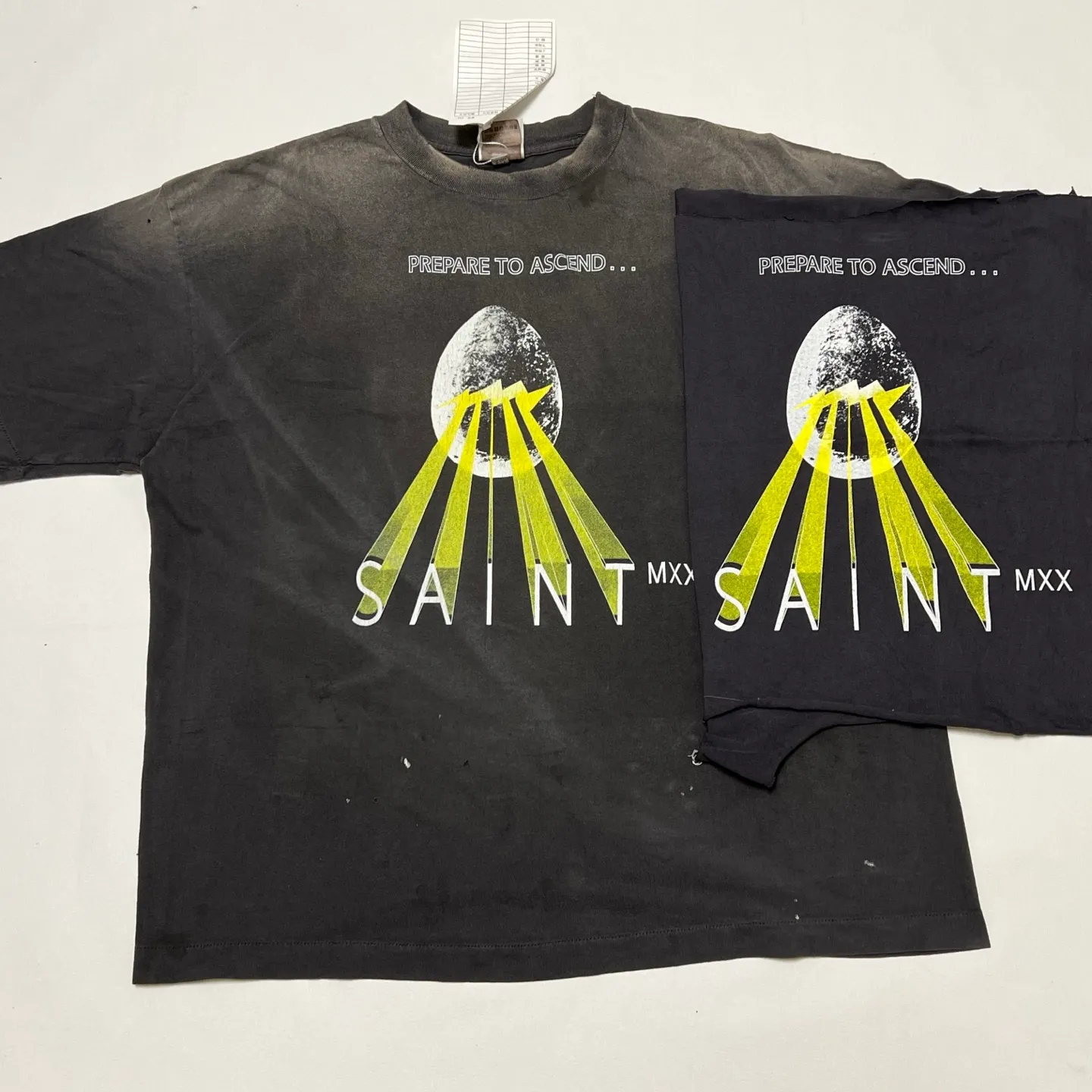 Printing proofing SAINT Mxxxxxx EGG SS TEE/BLK Broken egg shell/SAINT LOGO projection distressed retro short-sleeves Washed black S-XL Correct version Customized co-branded main mark/washed mark/cherub mark Tubular fabric Garment dyeing Rewashing water fading Destruction of graffiti Simulating natural distressed effect